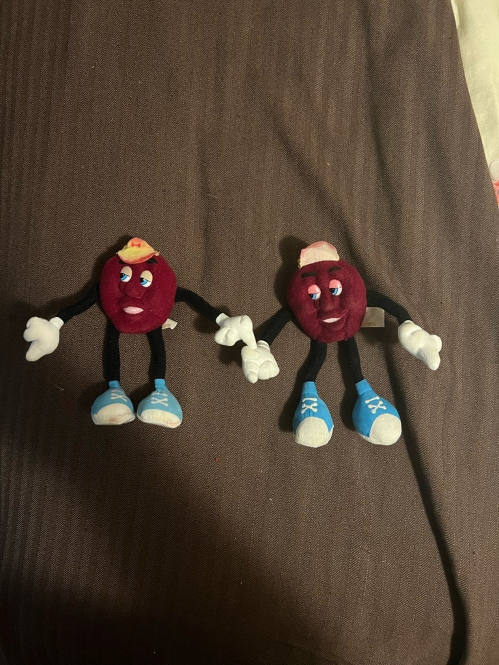 Vintage 1988 California Raisin Posable Plush Figures, Set of Two!!!